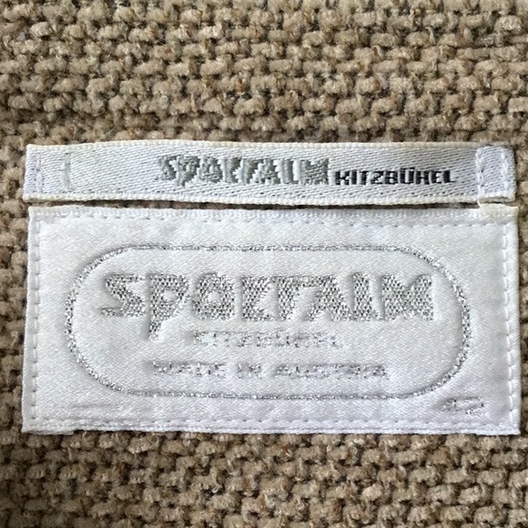 Woman’s vest size US 10/12 - Picture 3 of 3